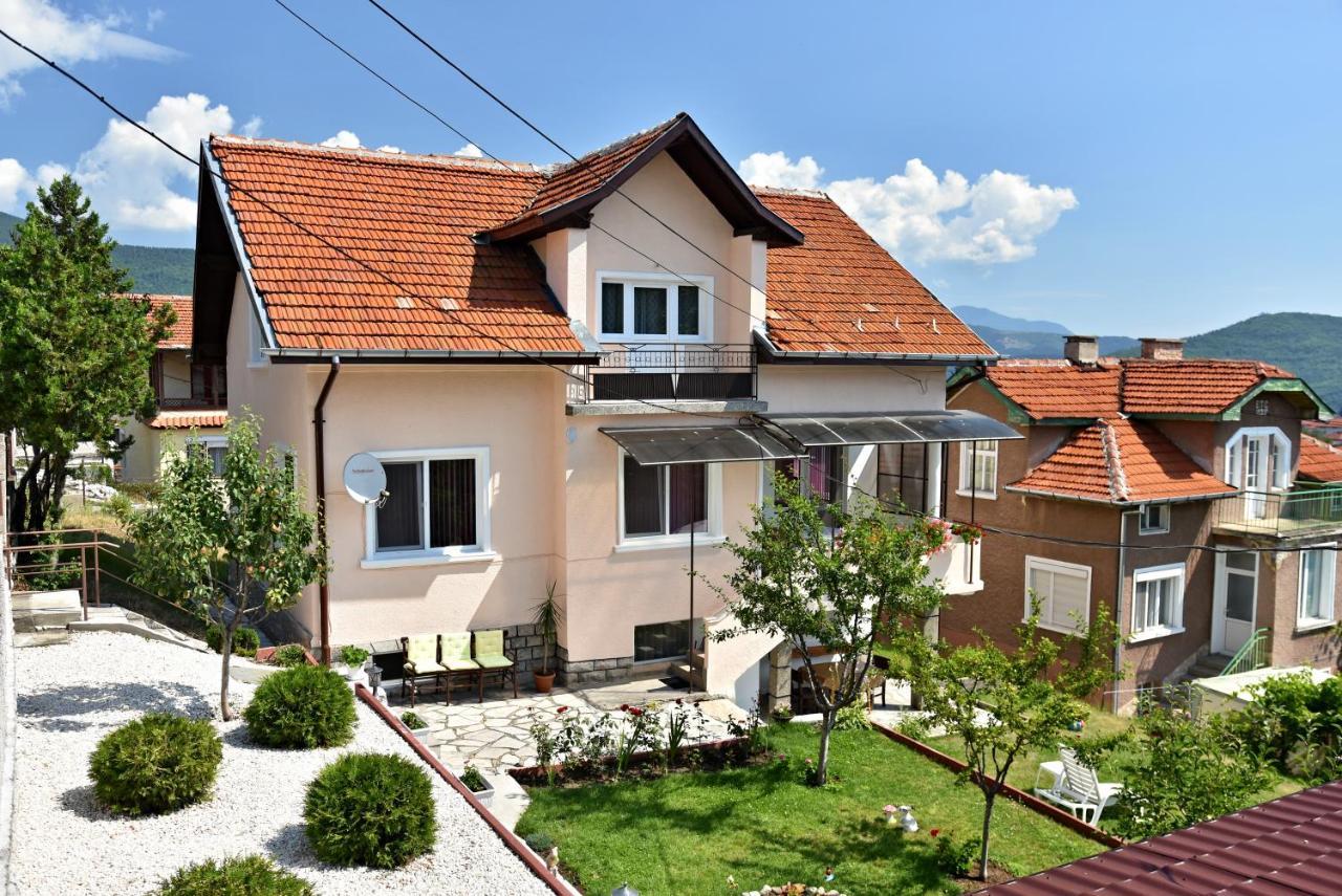 Saint Maria Guest House Velingrad Exteriér fotografie